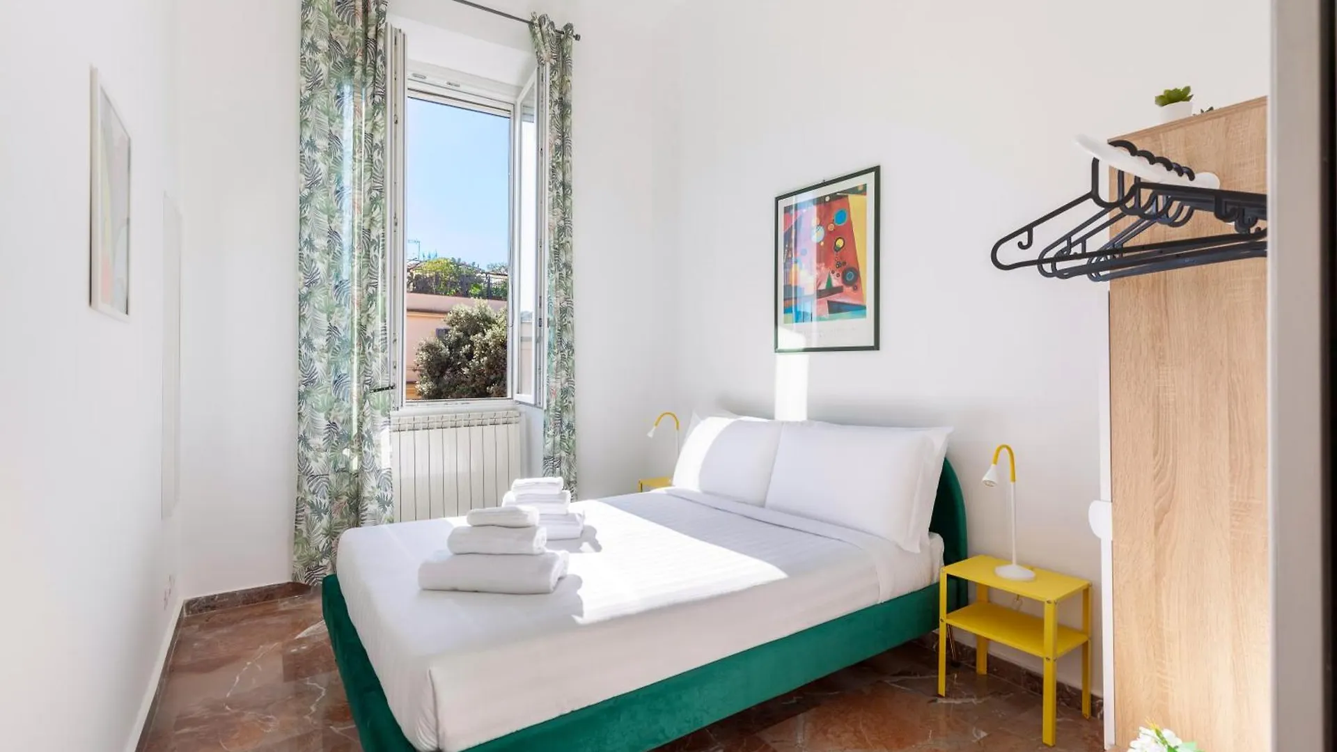 Hostly-Maison Sant'Angelo-Few Steps From Vatican